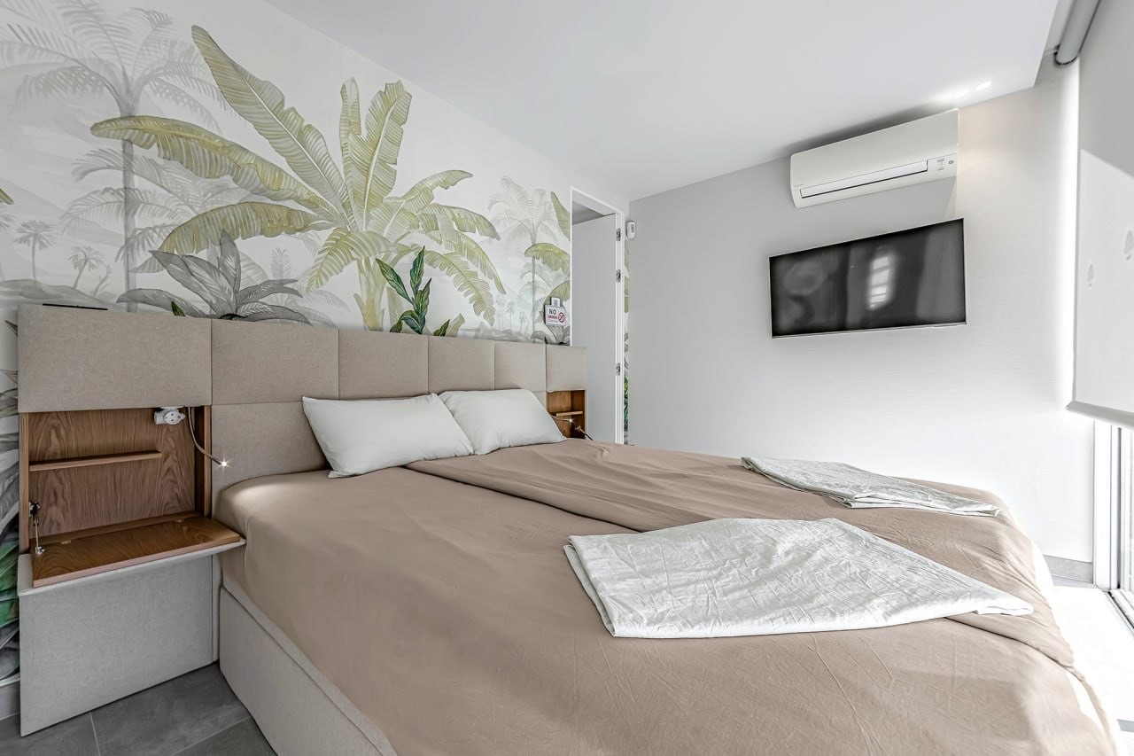 Principal bedroom